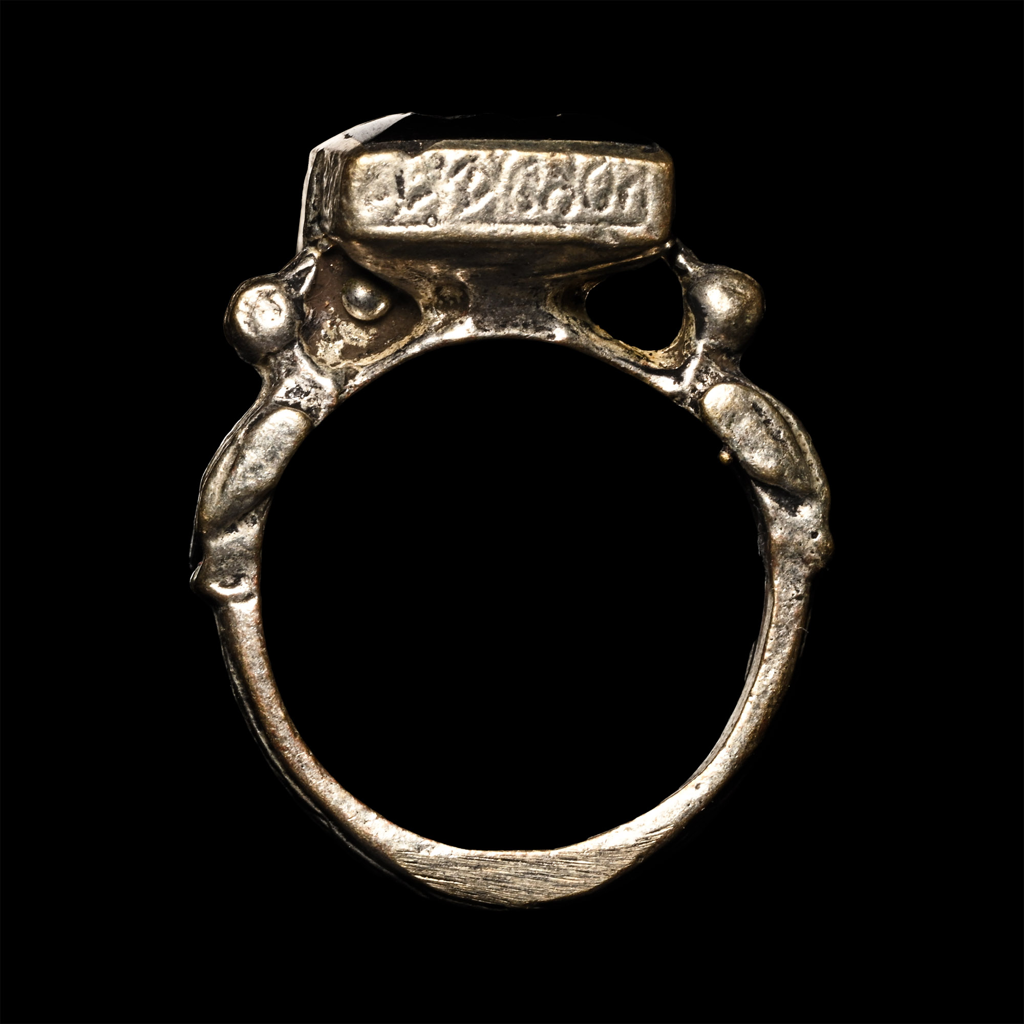 Bedouin Silver-Coloured Ring with Butterfly Gemstone