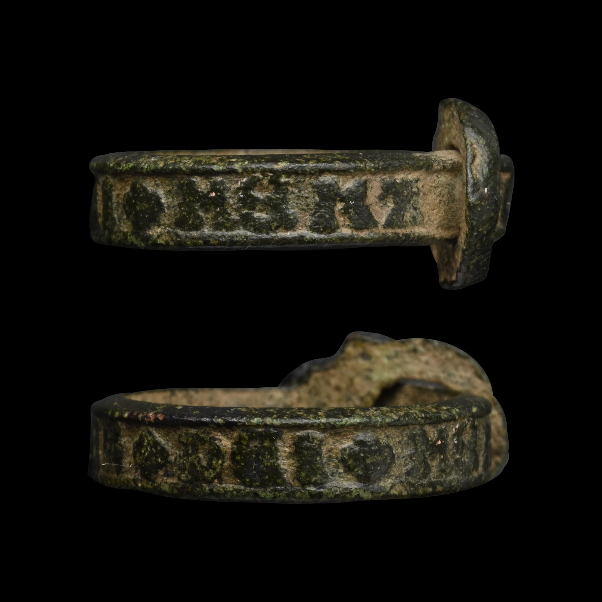 Medieval Bronze Buckle Ring with 'Mother of God, Remember Me'