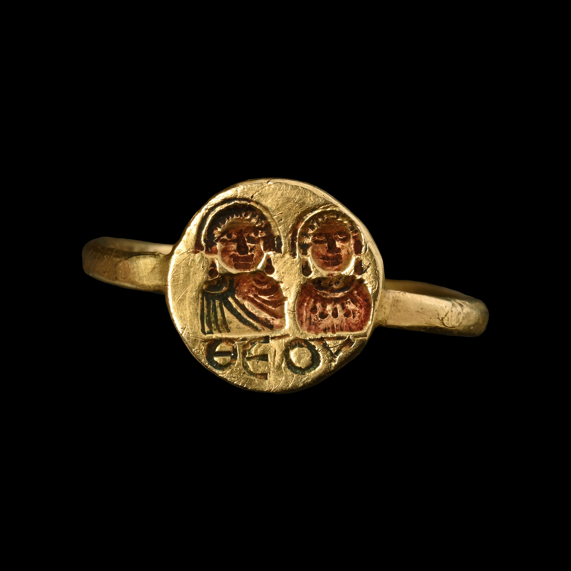 Byzantine Gold Ring with Married Couple