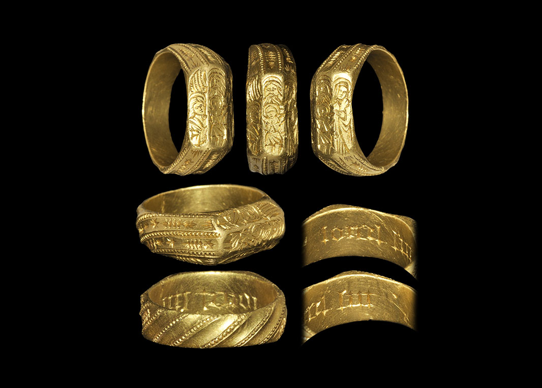Medieval Gold 'I am Loyal' Iconographic Ring