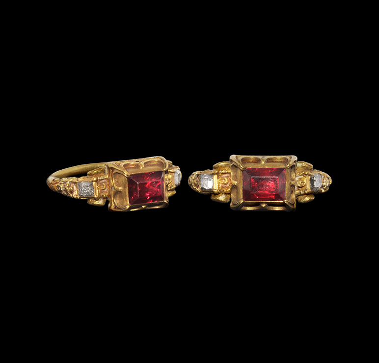 Post Medieval Renaissance Gold Ring with Spinel and Diamonds
