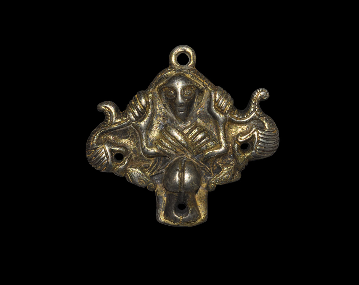 Viking Gilt Gripping Freya Mount