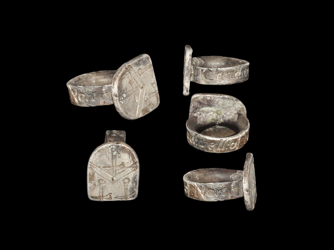 Medieval Silver Heraldic Inscriptional Hawking Ring