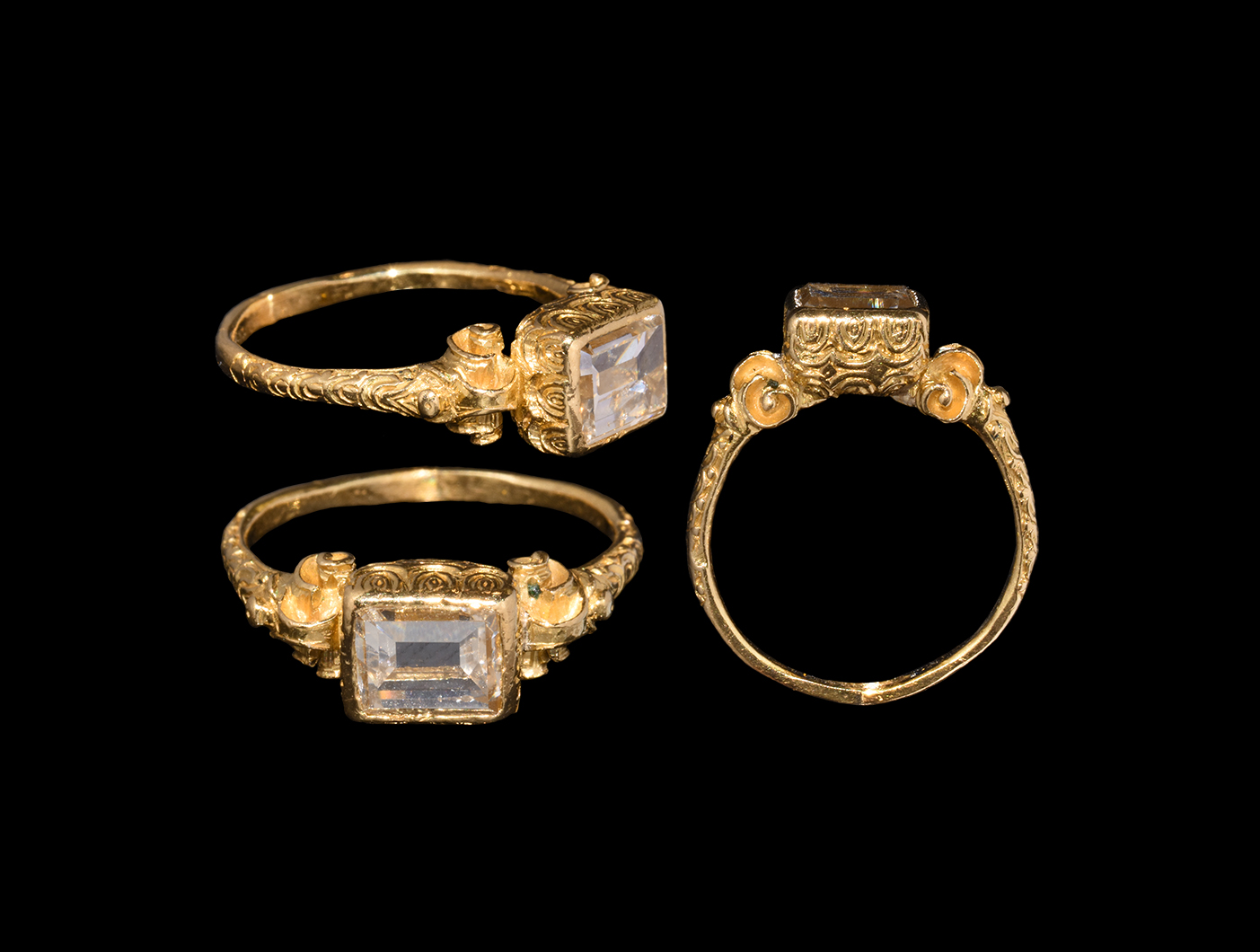 Renaissance Gold Ring with Type IIA Diamond