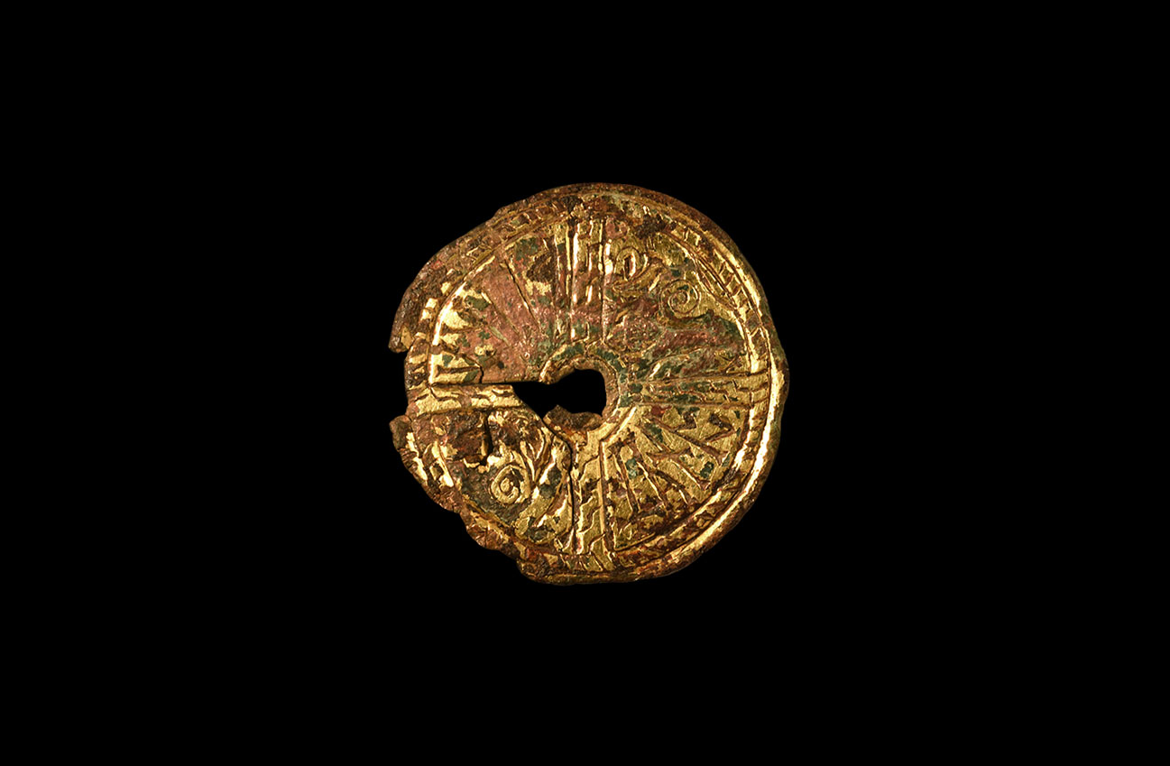 Anglo-Saxon Gilt Pin-Set Head for Cnotheru