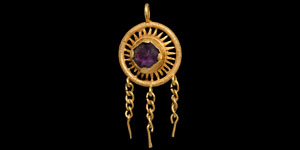 The Horncastle Gold Yorkist Hat Jewel