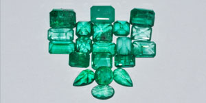 Mixed-Cut Large Emerald Gemstone Group