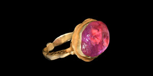 Mughal Polished Ruby in Gold Ring