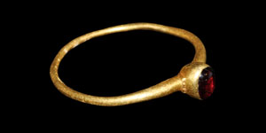 Medieval Gold Cabochon Garnet Ring