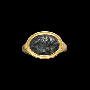Eagle Gemstone in Gold Ring