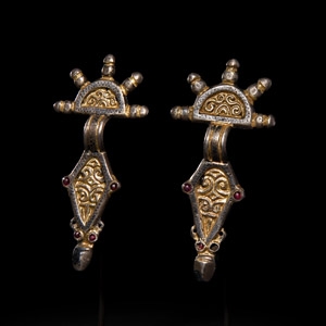 Bow Brooch Pair with Garnets
