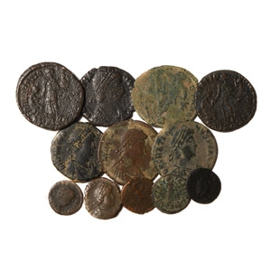 Ancient Roman Imperial Coins - Gratian and Others - Folles and AE Group [12]