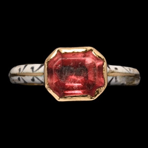 Stuart Period Gold, Rock Crystal and White Enamel Ring