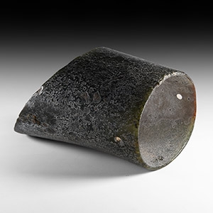 Chinese Hongshan Hoof-Shaped Black Jade Hair Ornament