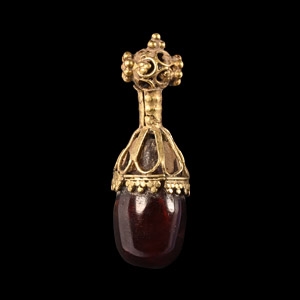 Western Asiatic Gold and Garnet Pendant