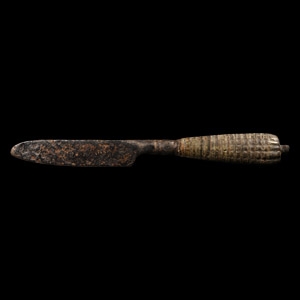 Medieval Knife with Bronze Pommel and Inlaid Handle