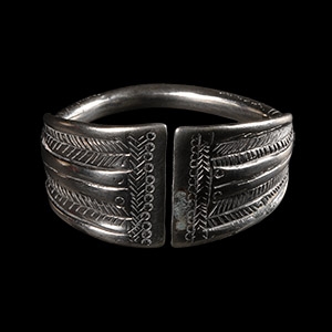 Silver Decorated Bracelet
