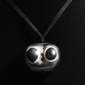 Chinese Giant Banded Agate Bead Necklace