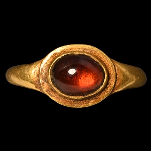 Roman Gold Ring with Garnet Cabochon