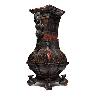 Chinese Han Dynasty Wooden Decorated Jar
