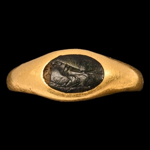 Roman Gold Ring with Bird Gemstone