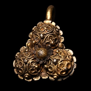 Tudor Period Silver-Gilt Dress Fastener