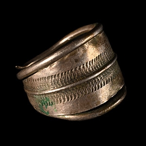 Viking Silver Ring with Engraved Design
