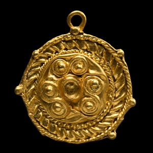 Roman Gold Earring Element