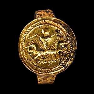 Germanic Gold Signet Ring with Engraved Chariot