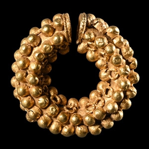 Etruscan Gold Leech Earring