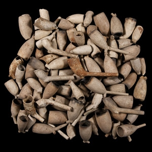Post Medieval Decorative Pipe Bowl Group