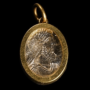 Yellow Sapphire Gemstone of Commodus in Later Gold Mount
