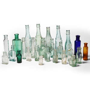 Post Medieval Shear-Lip and Small Bottles Group