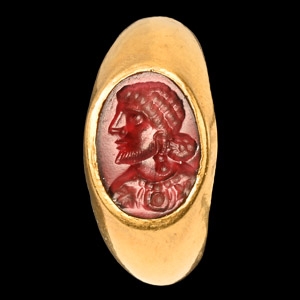 Eastern Roman Gold Ring with Portrait Gemstone