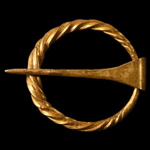 Viking Age Twisted Gold Annular Brooch