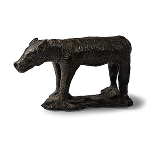 Bronze Hunting Dog with Broad Collar