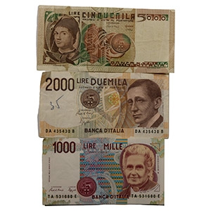 Banknotes - Italy - 1000 to 5000 Lira Banknote Group [3]