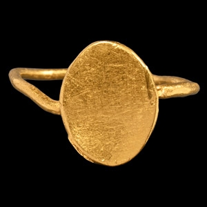 Roman Gold Ring with Oval Bezel