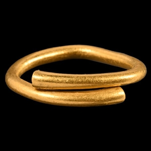 Viking Age Gold Open-Ended Ring