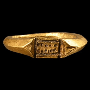 Roman Solid Gold Ring with Dotted Bezel