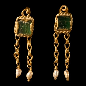 Roman Gold Earring Pair with Green Glass and Pearl Drops