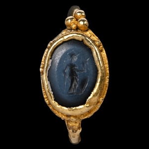 Roman Gold Ring with Minerva Gemstone