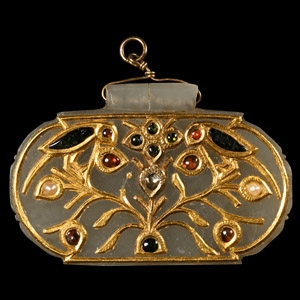 Moghul Gold and Gem Inlaid Jadeite Pendant