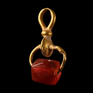 Roman Gold Pendant with Bead