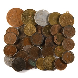 World Coins - Miscellaneous Mixed Token, Medallion and Coin Group [33]