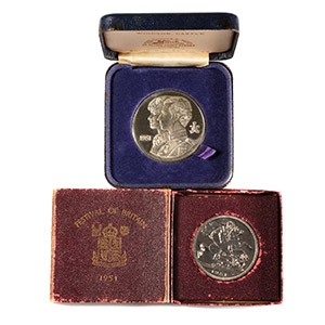 Commemorative Medals - George VI & Queen Elizabeth II - Cased Commemorative Crown Group [2]