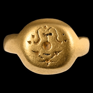 Late Medieval Gold Ring with Orb and Scrolls