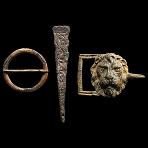 Medieval and Other Thames Mixed Artefact Group