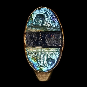 Roman Gold Ring with Banded Glass