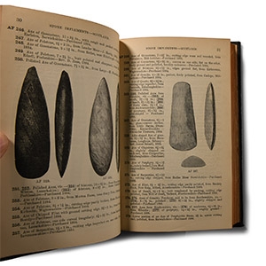 Archaeological Books - Catalogue of the National Museum of Antiquities of Scotland